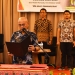 Bupati Pohuwato, Saipul Mbuinga, Lantik Asosiasi pengurus BPD se-Kabupaten Pohuwato, di Hotel Ibis Manado, Selasa 04/10/2022 (Istimewa)