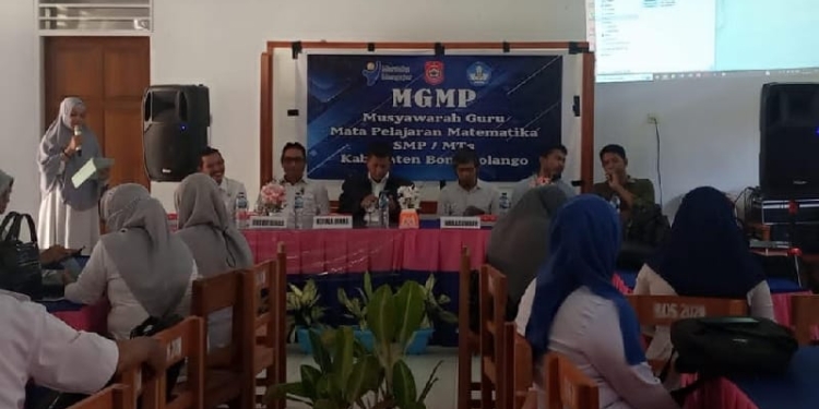 Workshop pengembangan konten media pembelajaran TIM Kedaireka UNG dan Dinas pendidikan Bone Bolango (istimewa)