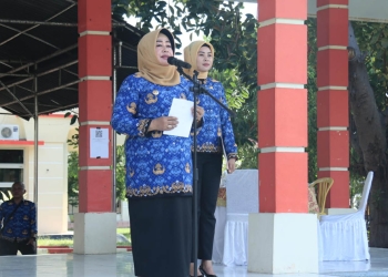 Wakil Bupati Pohuwato, Suharsi Igirisa, memimpin apel Korpri sekaligus peringatan Hari Pangan Sedunia ke-42, Senin (17/10/2022). (Istimewa)