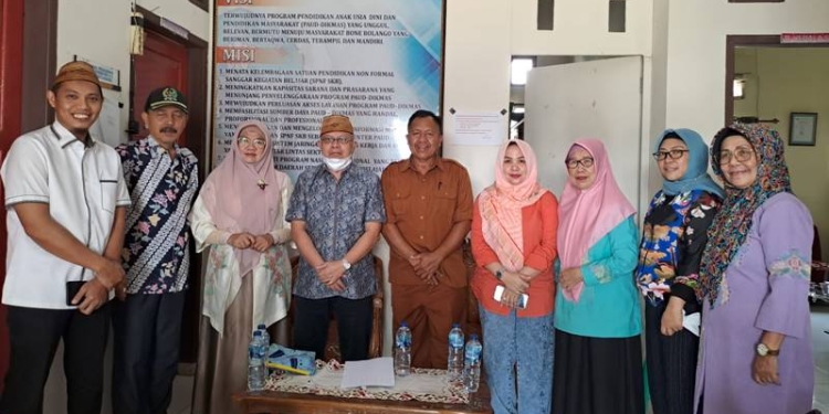 Komisi IV DPRD Provinsi Gorontalo mengunjungi SK Bone Bolango, Selasa (18/10/2022) (istimewa)