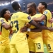 Penyerang Timnas Ekuador #13 Enner Valencia (ketiga dari kanan) melakukan selebrasi dengan rekan setimnya setelah mencetak gol yang kemudian dianulir selama matchday pertama Grup A Piala Dunia Qatar 2022 antara Qatar vs Ekuador di Stadion Al-Bayt di Al Khor, utara Doha pada November 20, 2022.MANAN VATSYAYANA / AFP