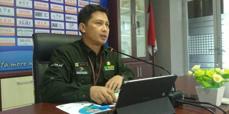 Kepala BPS Provinsi Gorontalo, Mukhamad Mukhanif memberikan keterangan pers terkait perkembangan IHK Kota Gorontalo di Bulan Oktober 2022, Selasa (1/11/2022) (muhajir/gopos)