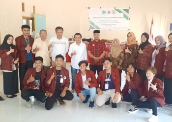 Mahasiswa Kuliah Kerja Nyata Tematik (KKNT) Universitas Negeri Gorontalo (UNG) siap meningkatkan peluang ekonomi di Desa Polohungo, Kecamatan Dulupi, Kabupaten Boalemo. (Foto: Istimewa)