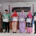 KPU BONE BOLANGO - Camat di Bone Bolango diganjar Penghargaan oleh Komisi Pemilihan Umum (KPU). (Foto: Putra/Gopos)