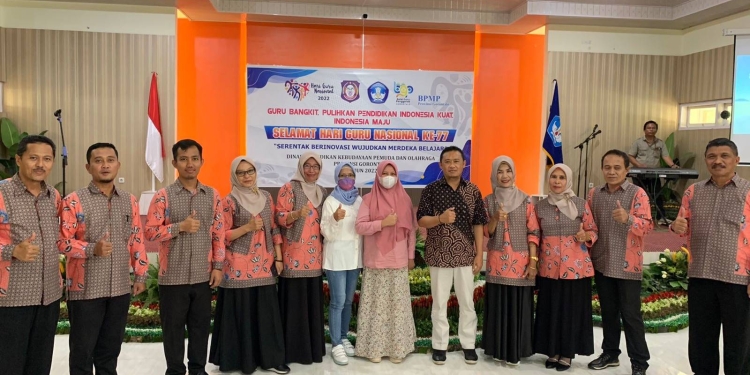 MKKS Kota Gorontalo memeriahkan peringatan hari guru nasional yang diselenggarakan oleh Dinas Pendidikan Kebudayaan Pemuda dan Olahraga Provinsi Gorontalo. (istimewa)