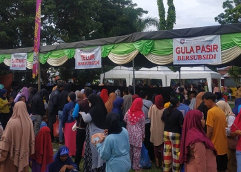 Pasar Murah Yang Dilaksanakan Pemerintah Provinsi Gorontalo, bertempat di Lapangan Ormas Pohuwato, Senin 28/11/2022 (Yusuf/Gopos)