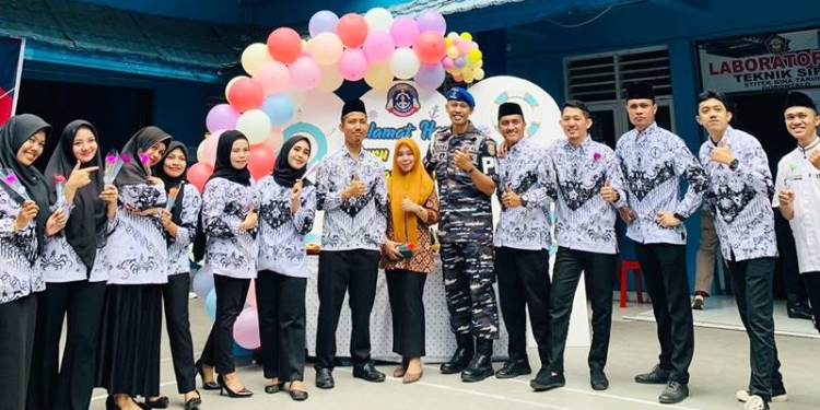 Peringatan Hari Guru Nasional di SMK Bina Taruna Gorontalo, Rabu (30/11/2022) (istimewa)