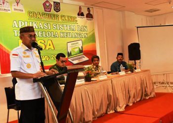 Bupati Pohuwato, Saipul Mbuinga, Memberikan Sambutan Pembukaan Coaching Clinic Aplikasi Sistem dan Tata Kelola Keuangan Desa, di Hotel Amaris Kota Gorontalo, Rabu 23/11/2022 (Istimewa)