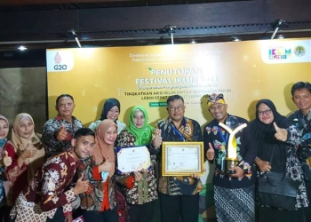 Penghargaan Proklim Lestari dari Kementrian Lingkungan Hidup dan Kehutanan (LHK) RI diberikan kepada Kelurahan Karangsari, Kecamatan Sukorejo, Kota Blitar. (istimewa) .