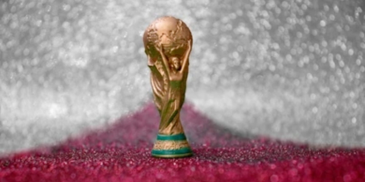 Trofi Piala Dunia. (Shutterstok)