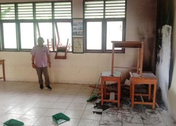 Dinas Pendidikan Kabupaten Pohuwato, Tinjau SDN 05 Buntulia Terbakar, Jum'at 02/12/2022 (Istimewa)