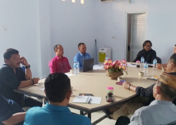 Komisi I Dewan Perwakilan Rakyat Daerah (DPRD) Kabupaten Bone Bolango mengawal pelaksanaan pemilihan kepala desa (Pilkades) serentak. (Foto: Istimewa)