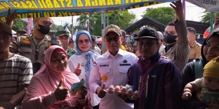 Masyarakat Bone Bolango Peroleh Subsidi Bahan Pokok dari Pemprov Gorontalo