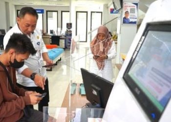 Pelayanan dokumen kependudukan Dukcapil Bone Bolango di Mall Pelayanan Publik (foto istimewa)