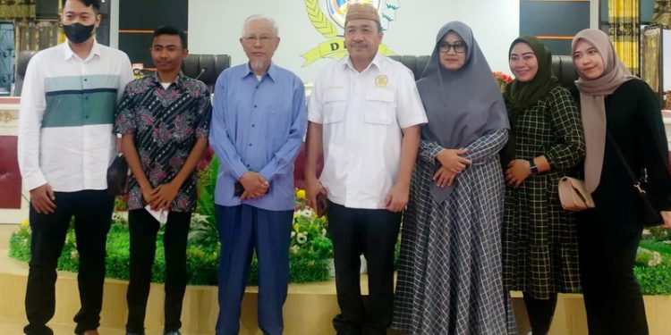Ketua DPRD Kabupaten Bone Bolango, Halid Tangahu, melakukan studi komparasi ke DPRD Kabupaten Donggala, Jum'at (9/12/2022).