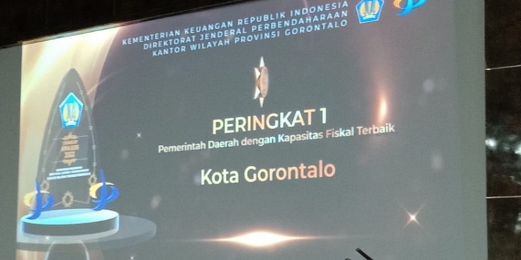 Pemkot Gorontalo Raih Tiga Penghargaan, Salah Satunya dari Kementerian Keuangan. (Foto: Humas)