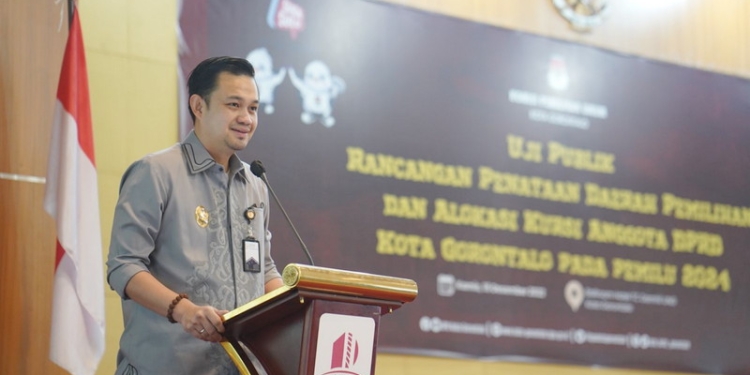 Wakil Wali Kota Gorontalo, Ryan F. Kono mengajak masyarakat Kota Gorontalo, menjaga kerukunan beragama. (Foto: Humas)