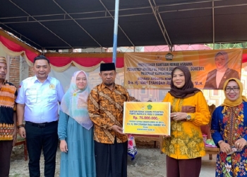 Wakil Ketua Dewan Perwakilan Rakyat Daerah (DPRD) Kabupaten Bone Bolango, Zainuddin Pedro Bau mengapresiasi langkah Anggota Komisi VIII DPR RI, Udah Syahidah Rusli Habibie terkait bantuan rehab pondok pesantren, Sabtu (24/12/2022).