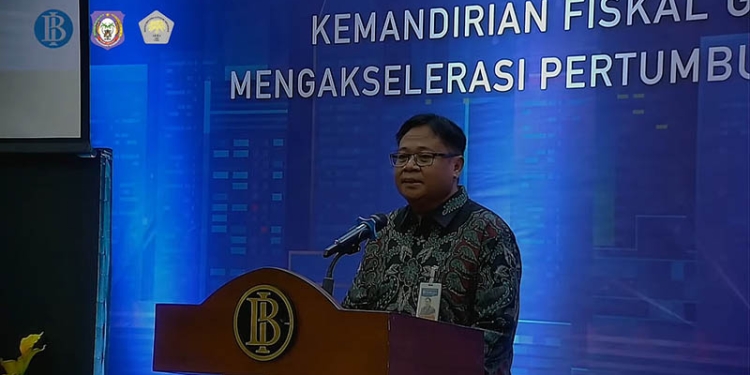 Kepala BI Gorontalo, Rony Widijarto Purubaskoro memberi sambutan pada kegiatan Gorontalo Economic Outlook 2022. (tangkapan layar)