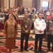 Wakil Bupati Pohuwato Suharsi Igirisa, Bersama Pimpinan Daerah Kabupaten/Kota, Saat Menghadiri Pengukuhan TPAKD, di Hotel Aston, Rabu 07/12/2022 (Istimewa)