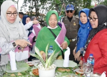Sejumlah jenis masakan ikan danau dilombakan pada festival kuliner sebagai rangkaian pelaksanaan festival Pesona Danau Limboto.