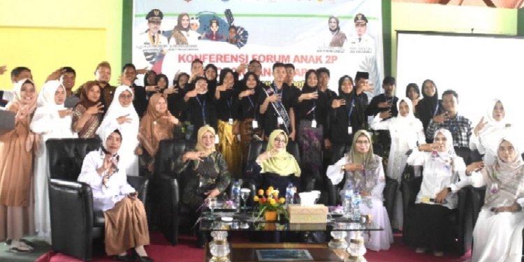 Dalam menyelamatkan Danau Limboto, forum anak Kabupaten Gorontalo mulai merancang berbagai upaya strategis selamatkan danau limboto. Selasa, (22/11/2022).