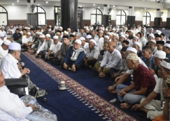 Bupati Gorontalo, Nelson Pomalingo saat menghadiri kegiatan Mudzakarah.