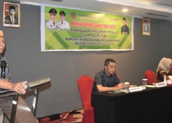 Pemerintah Kabupaten Gorontalo melalui Bagian Pengadaan Barang dan Jasa (BPJ), melaksanakan monitoring evaluasi dan pengumpulan data Aplikasi Sistim Pengawasan Peningkatan Penggunaan Produk Dalam Negeri (P3DN) Tahun 2022 di Hotel Aston, Jumat (25/11/2022).