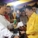Jajaran Ketua dan Anggota DPRD Provinsi Gorontalo Serahkan Hadiah Pemenang Porseni