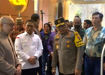 Rombongan Penjagub Gorontalo meninjau keamanan natal di Gereja JKI FHCC dan disambut langsung oleh Pendeta Hanani Meliando, Sabtu (24/12/2022) (muhajir/gopos)