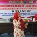Rektor UNBITA Gorontalo, Dr. Ellys Racman memberikan materi pada workshop penguatan anggota baru ADRI, Selasa (20/12/2022) (istimewa)