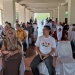 Inspektur Provinsi Gorontalo Sukril Gobel (kanan) didampingi Kadis Dikbudpora diwakili Kabid SMA Dewi Fatmawati Talani saat menyaksikan pemutaran video nominator yang berlangsung di Rumah Adat Dulohupa, Kota Gorontalo, Jumat (2/12/2022). 10 nominator cipta-baca puisi dan konten kreatif diputar pada final penjurian tersebut.