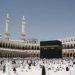 Ilustrasi jemaah sedang menjalani ibadah di Masjidil Haram, Mekah, Arab Saudi. ([Shutterstock])