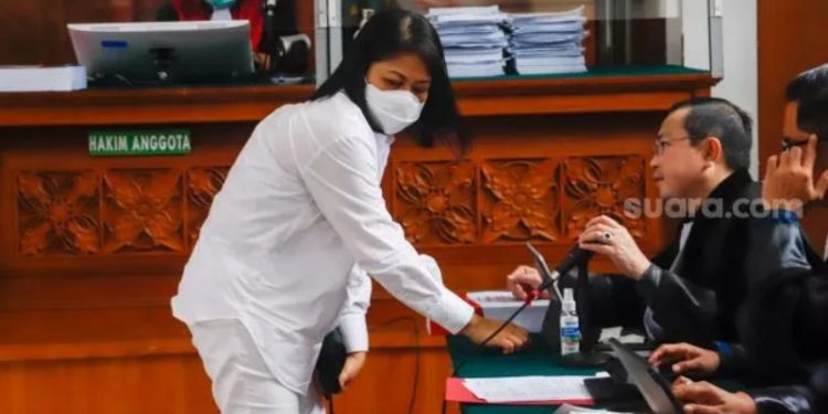 Putri Candrawathi Dituntut 8 Tahun Penjara di Kasus Yosua, Jaksa: Terdakwa Tak Menyesali Perbuatannya! [Suara.com]