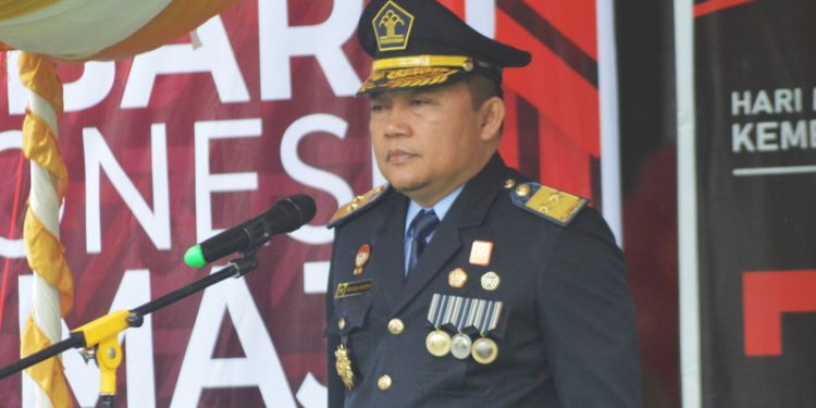 Kepala Kantor Wilayah Kementerian Hukum dan Hak Asasi Manusia (Kakanwil Kemenkumham) Gorontalo, Heni Susila Wardoyo saat menghadiri kegiatan Hari Bakti Imigrasi ke 73 di Kantor Imigrasi Gorontalo, Kamis (26/1/2023). (Foto: Putra/Gopos)