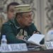 Sekertaris Daerah Kabupaten Gorontalo, Roni Sampir saat melaksanakan Rakorev Penyerapan Anggaran APBD dan APBN Triwulan IV TA 2022 Tingkat Prov Gorontalo di Aula Kantor Gubernur Gorontalo, Selasa (31/1/2023). (Foto: Putra/Gopos)