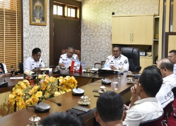 Pemerintah Kota Gorontalo menggelontorkan anggaran sebanyak Rp5 Miliar untuk penataan Stadion Merdeka jelang Asian Mini Soccer tahun 2023 ini.