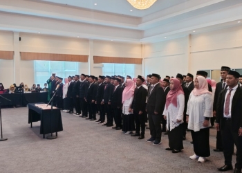 Komisi Pemilihan Umum (KPU) Kabupaten Bone Bolango melantik 90 Panitia Pemilihan Kecamatan (PPK) Pemilu tahun 2024.