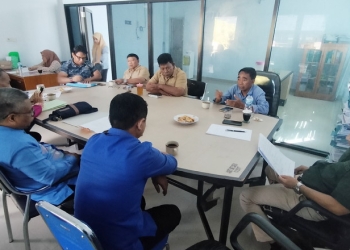 Komisi II Dekab Bone Bolango melaksanakan RDP bersama Bappeda Kabupaten Bone Bolango, Kamis (5/1/2023). (Foto: Putra/Gopos)