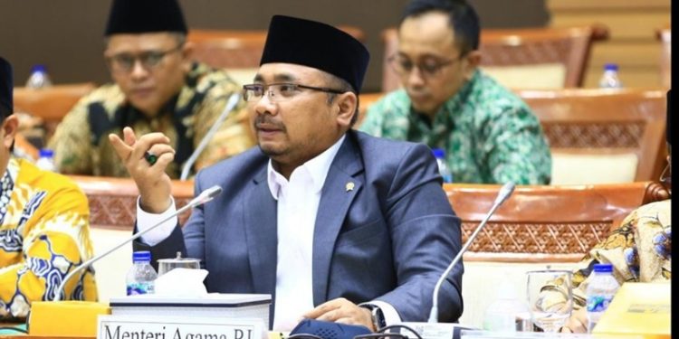 Menag Yaqut Cholil Qoumas pada Rapat Kerja bersama Komisi VIII DPR, Kamis (19/1/2023). Raker ini membahas agenda persiapan penyelenggaraan ibadah haji tahun ini. (Dok. Kemenag)
