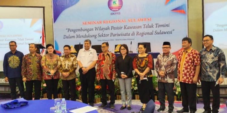 Seminar regional pengembangan kawasan teluk tomini dalam meningkatkan sektor pariwisata, Senin (16/1/2023) (muhajir/gopos)