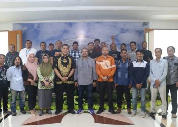 Silaturahmi Sekretaris DPRD Provinsi Gorontalo, Sudarman Samad dengan pimpinan media Gorontalo, Jumat (27/1/2023) (istimewa)
