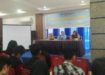 Rektor UNBITA Gorontalo, Dr. Ellys Rachman memberikan sabutan pada yudisum mahasiswa semester ganjil, Sabtu (28/1/2023) (muhajir/gopos)