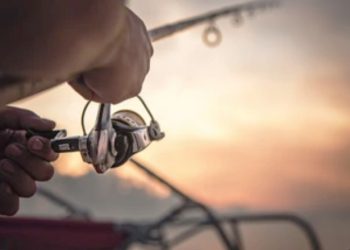 Ilustrasi memancing. (Shutterstok)