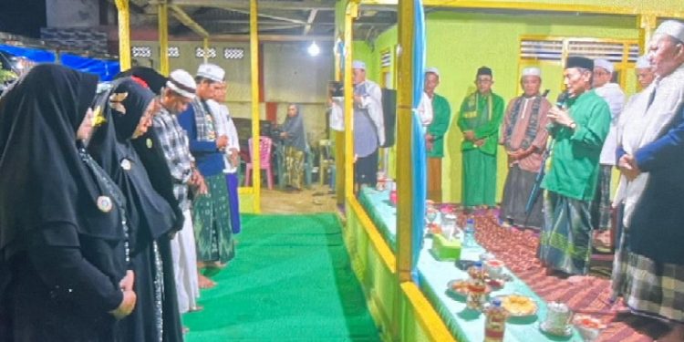 Bupati Gorontalo, Nelson Pomalingo Menghadiri Kegiatan Pengukuhan Pengurus Balai Nihayatul Ihsan sekaligus Peresmian Posko MPTT, Di Desa Tombulilato Kecamatan Atinggola Kabupaten Gorontalo Utara, Sabtu 04/02/2023 (Foto: Istimewa)