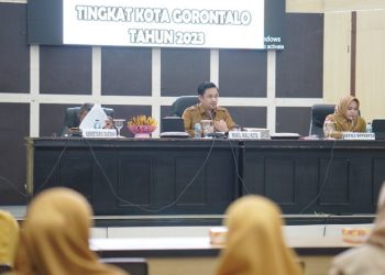 kegiatan Rapat Tim Percepatan Penurunan Stunting Tingkat Kota Gorontalo di Aula Kantor Wali Kota Gorontalo, Senin (13/2/2023). (Foto: Humas)