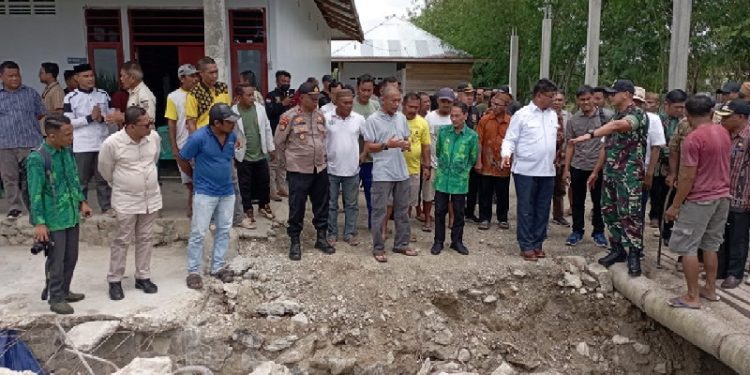 Bupati Gorontalo, Nelson Pomalingo Menempuh Langkah Cepat Dalam Menyelesaikan Polemik Antara PT Pabrik Gula Gorontalo Selasa (14/02/2023) (Foto: Istimewa)