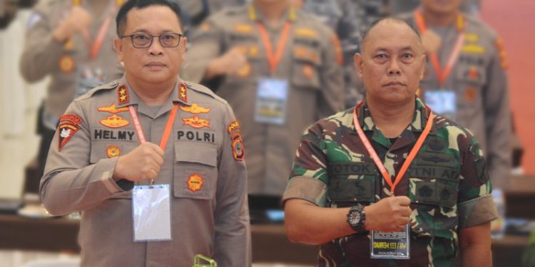 Focus Group Discussion (FGD) dengan tema: TNI - Polri siap mengawal tahapan pemilu dan pilkada serentak 2024 serta mengamankan agenda nasional 2023 dalam rangka mendukung peningkatan produktivitas untuk tranformasi ekonomi yang inklusif berkelanjutan di Provinsi Gorontalo di GPCC, Kota Gorontalo, Rabu (22/2/2023). (Foto: Putra/Gopos)