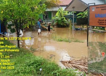 Akibat curah hujan tinggi di sejumlah wilayah di Kabupaten Pohuwato, membuat sejumlah rumah terendam banjir, Jumat (3/2/2023).