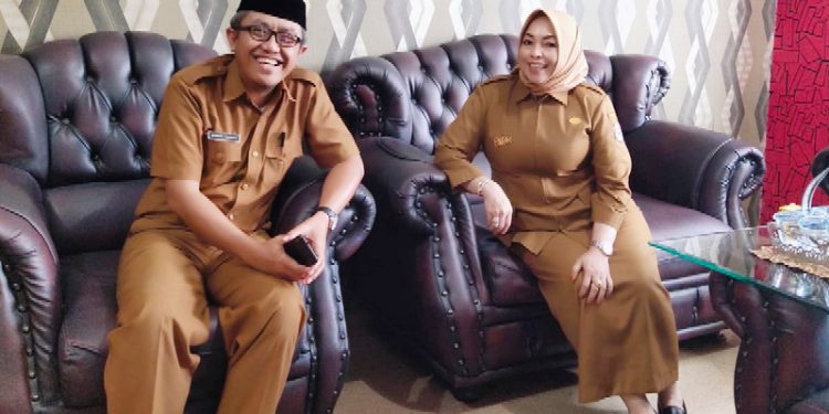 Sekwan, Robert Paweni di diterima langsung Sekwan Meri S Ngadju. (Foto istimewa)